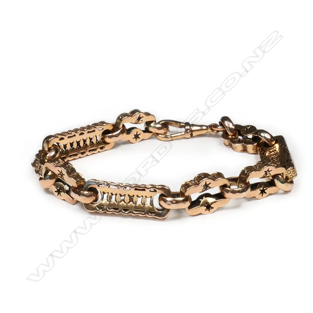 A 9ct rose gold bracelet, Image 1++