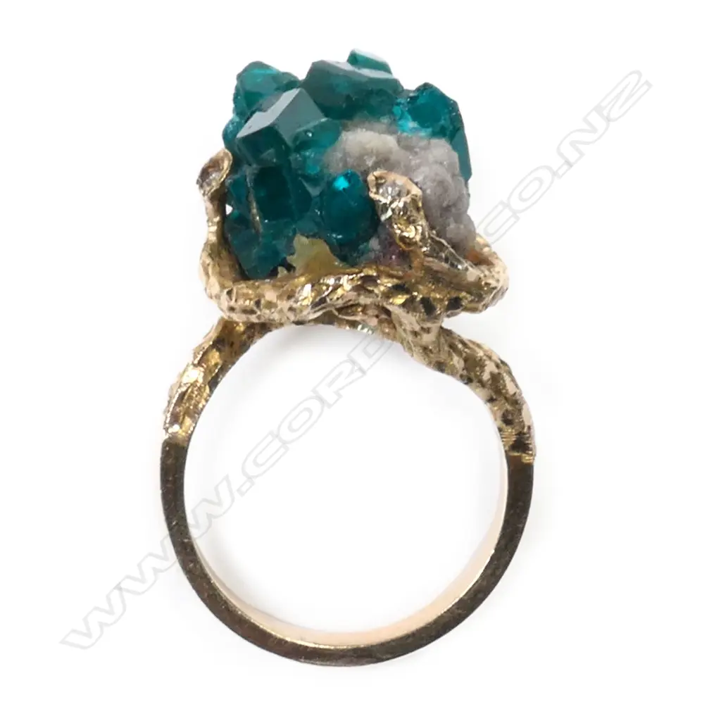 A retro 14ct gold and dioptase crystal ring, Image 1++