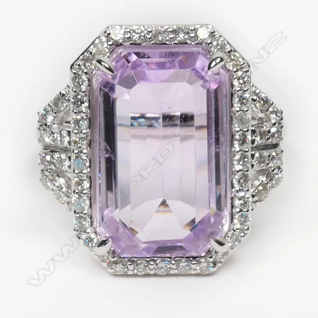 A 14ct white gold, kunzite and diamond Art Deco style ring, Image 1++