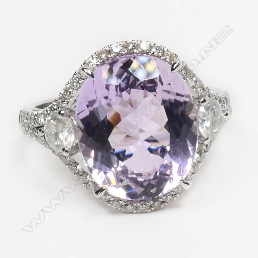 A 14ct white gold, kunzite and diamond dress ring, Image 1++