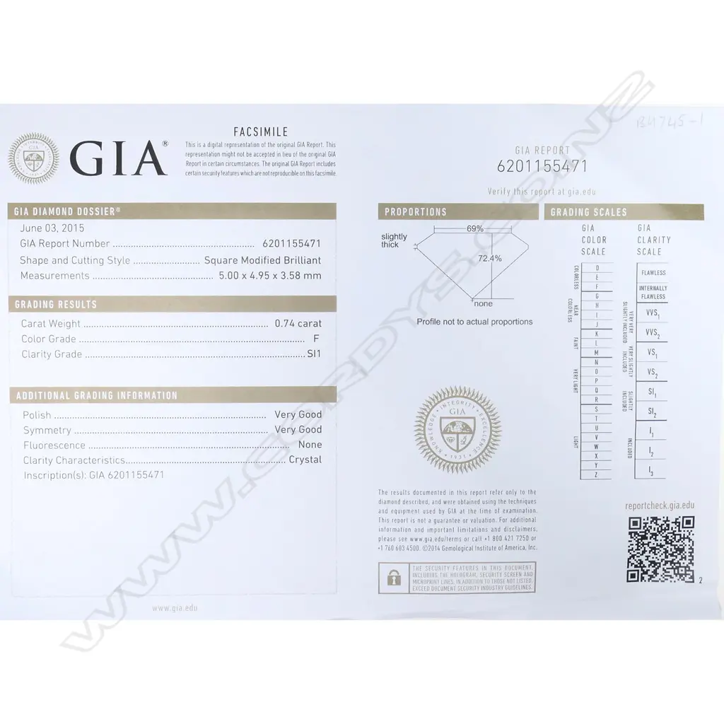 An 18ct white gold and diamond solitaire ring, Image 1++