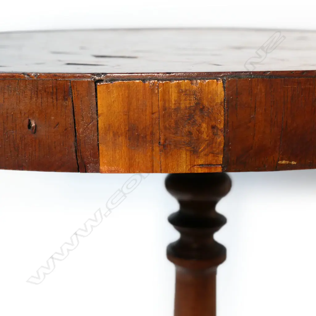 An early Victorian mahogany and exotic timbers inlaid specimen wine table, Image 1++