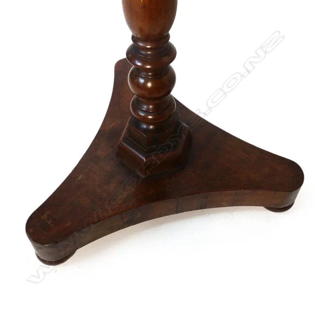 An early Victorian mahogany and exotic timbers inlaid specimen wine table, Image 1++