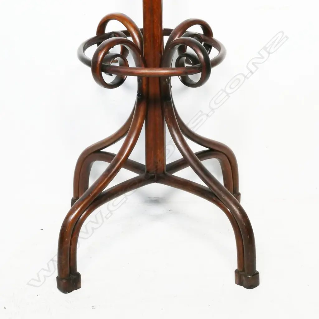 A c.1900 bentwood coat stand, Image 1++