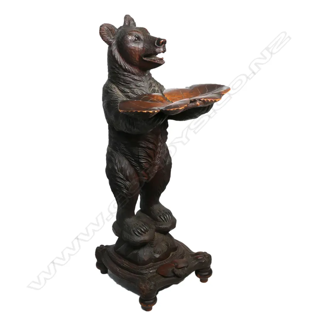 A rare late 19thC Black Forest standing bear card stand, Image 1++