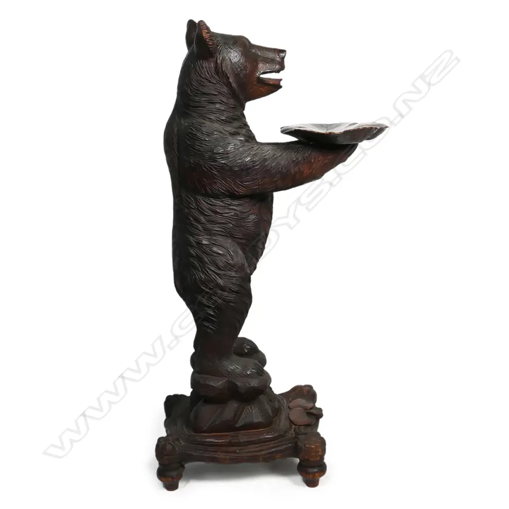 A rare late 19thC Black Forest standing bear card stand, Image 1++