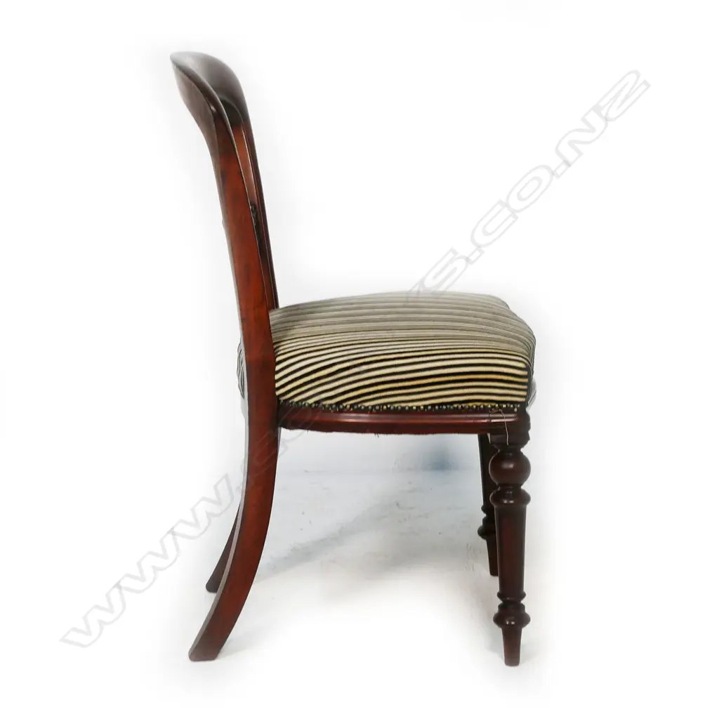 Eight Victorian mahogany balloon back dining chairs, Image 1++