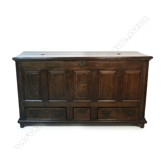 An 18thC oak mule chest,