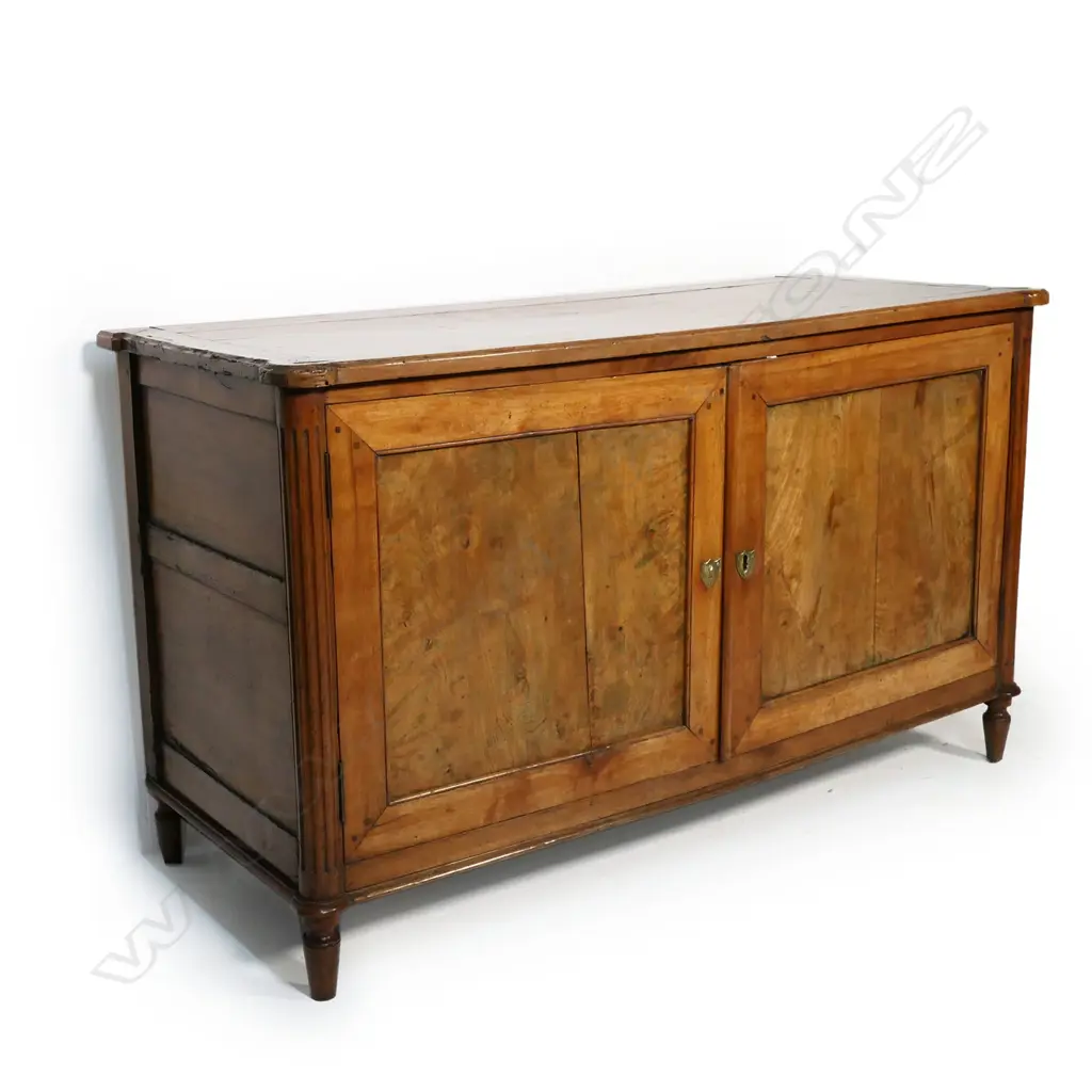 A 19thC French fruitwood dresser base, Image 1++