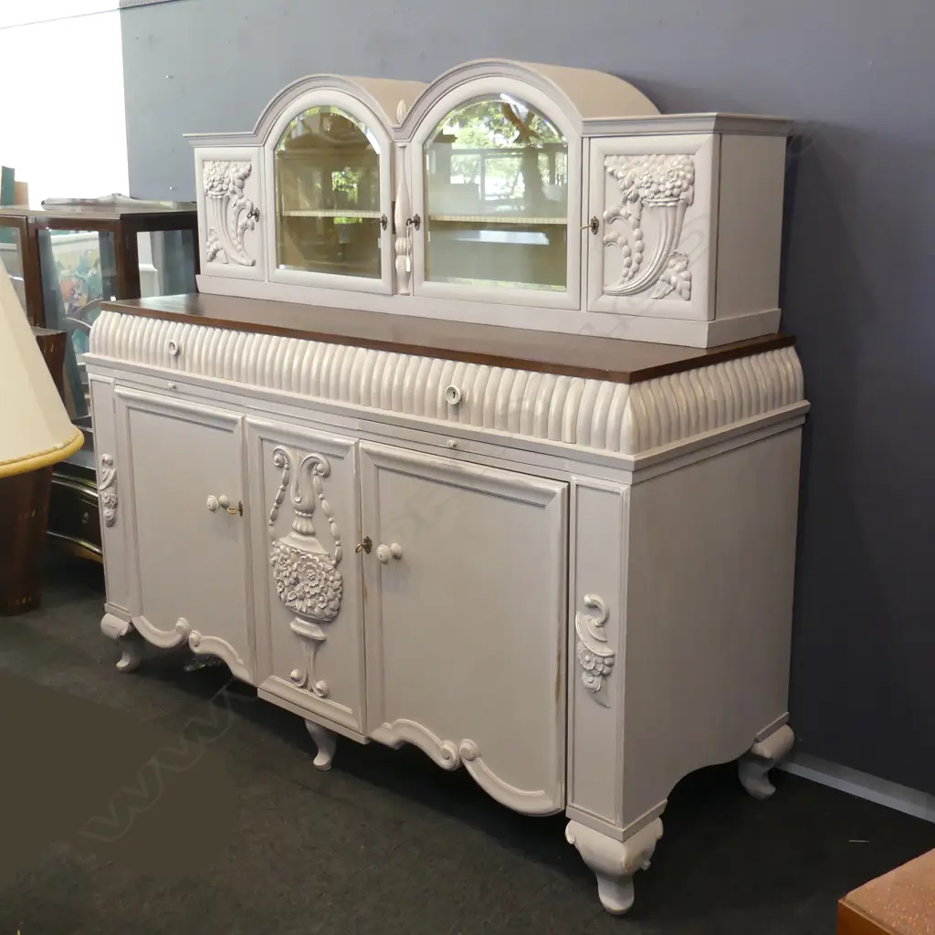 A vintage French Art Deco painted buffet, Image 1++