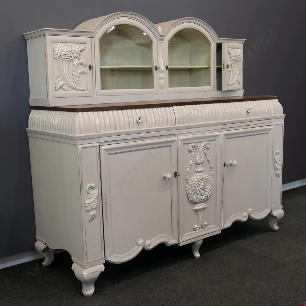 A vintage French Art Deco painted buffet, Image 1++