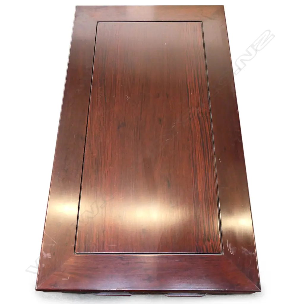 A quality mid 20thC Chinese rosewood low table, Image 1++