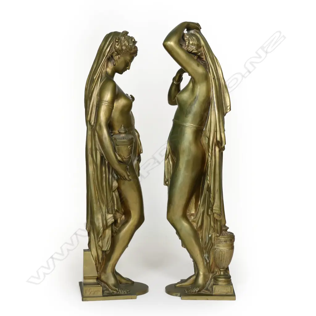A pair of French bronze figures, Image 1++
