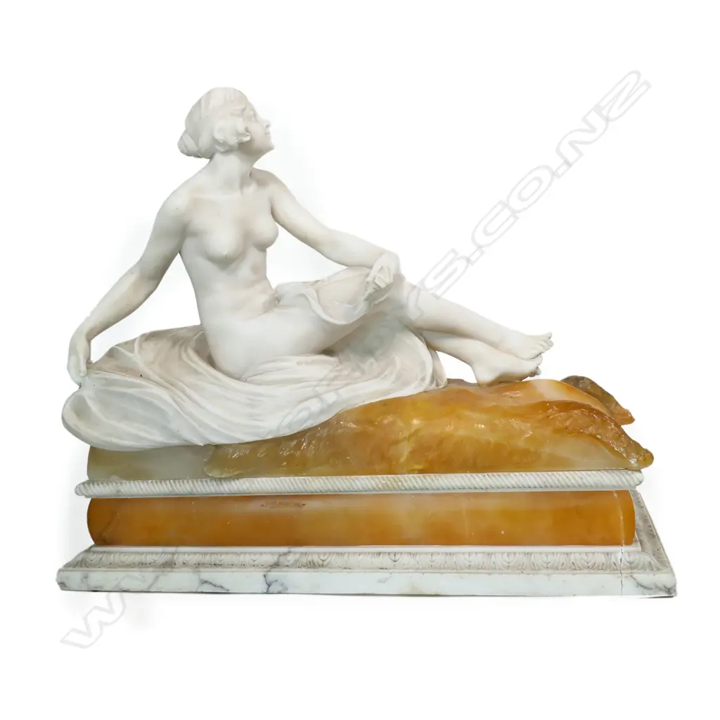 A good early 20thC Italian large marble and alabaster Art Deco naked lady table lamp, Image 1++
