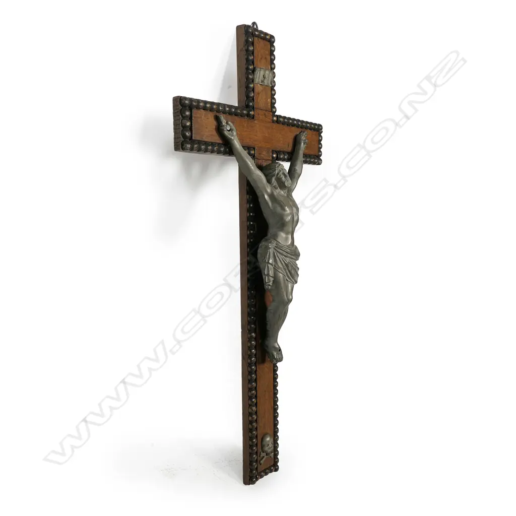 An antique crucifix, Image 1++