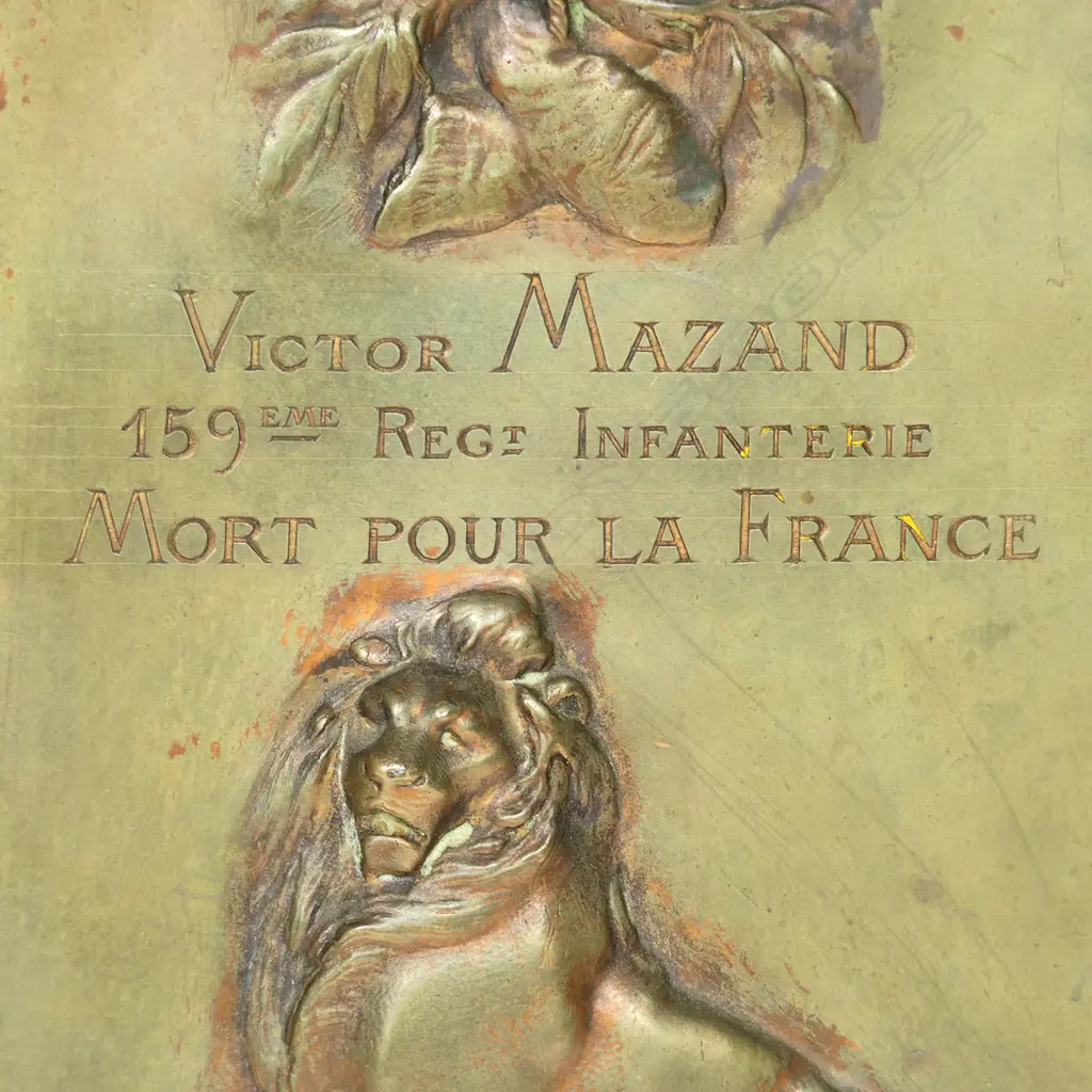 A French WWI brass strut-back remembrance plaque, Image 1++