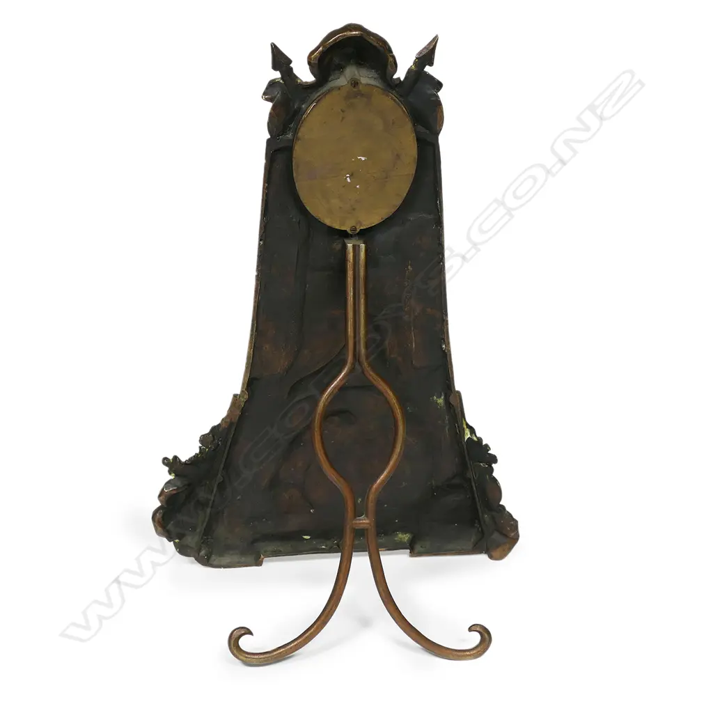 A French WWI brass strut-back remembrance plaque, Image 1++