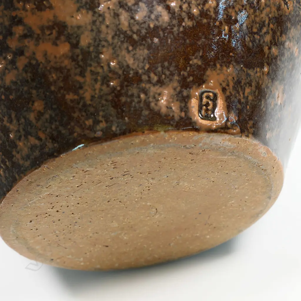 A large Peter Stitchbury pottery vase, Image 1++