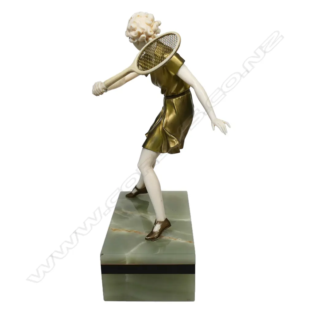 A rare Art Deco Ferdinand Preiss bronze and ivory figure 'female tennis player', Image 1++