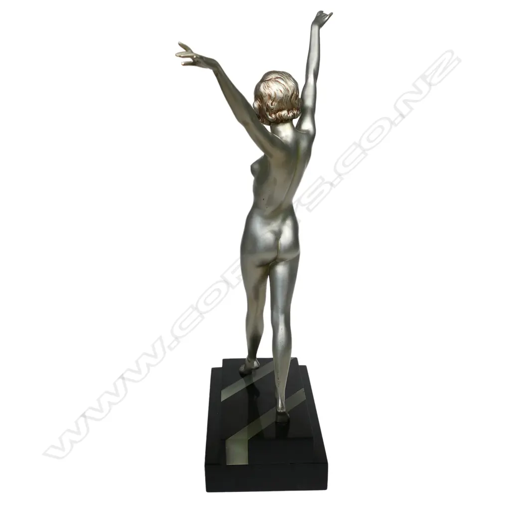 An impressive Art Deco Ferdinand Preiss bronze figure of a naked young woman, Image 1++