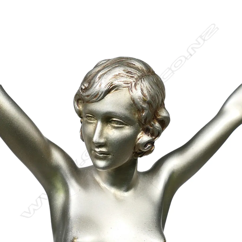 An impressive Art Deco Ferdinand Preiss bronze figure of a naked young woman, Image 1++