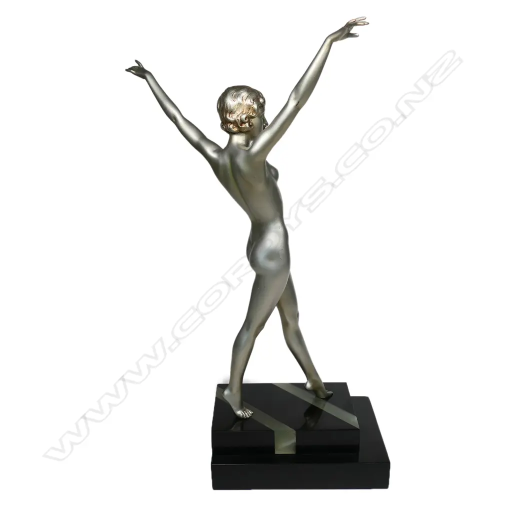 An impressive Art Deco Ferdinand Preiss bronze figure of a naked young woman, Image 1++