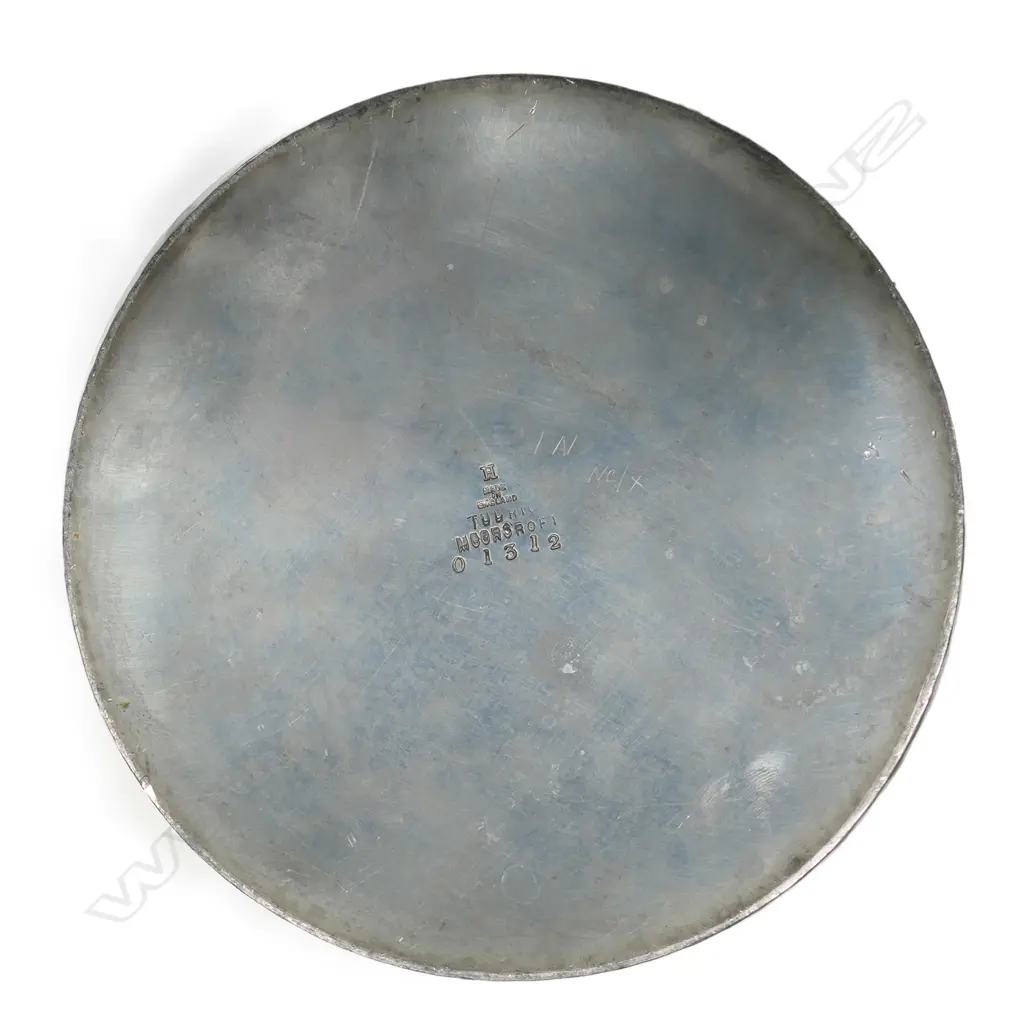 A William Moorcroft comport, Image 1++