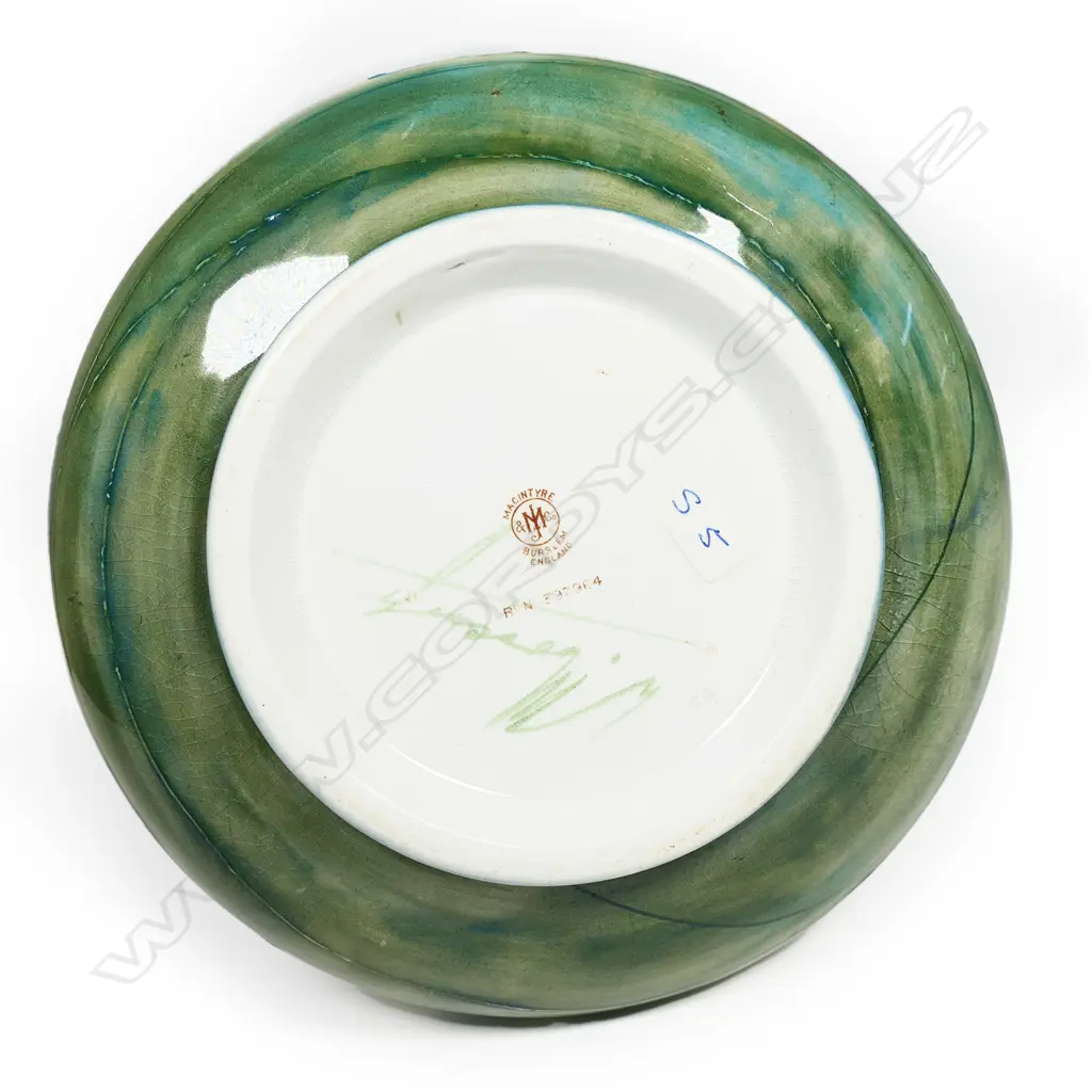 An early 1900s MacIntyre Moorcroft vase, Image 1++