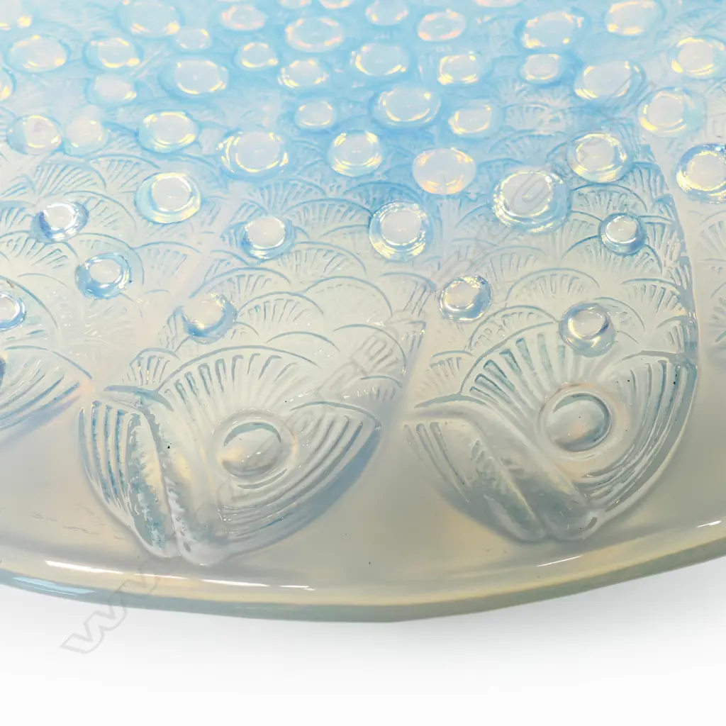 René Lalique opalescent ‘Roscoff ‘ large charger, Image 1++
