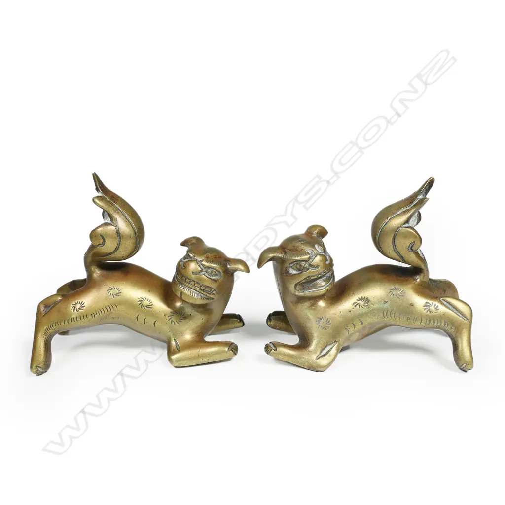 A pair of 19thC Japanese bronze temple vases, Image 1++