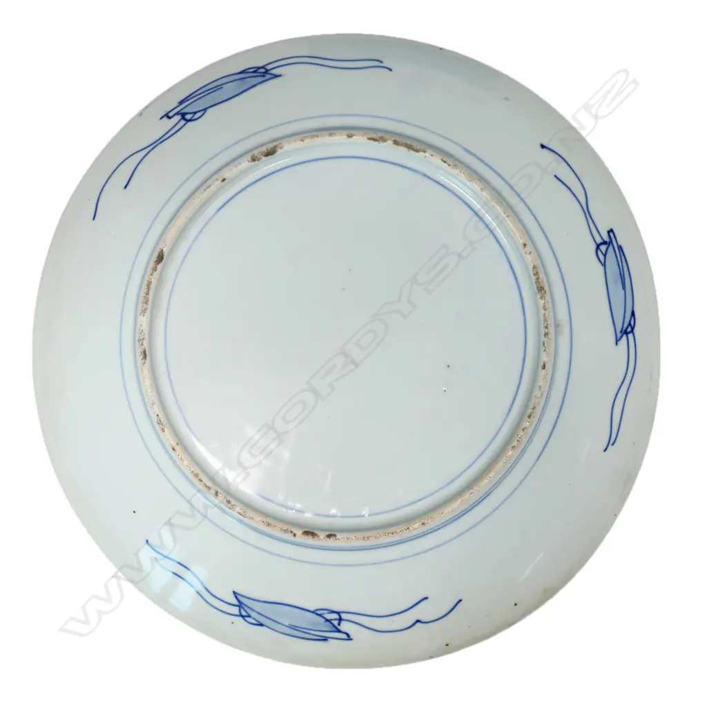 Two late 19thC Japanese Imari chargers, Image 1++