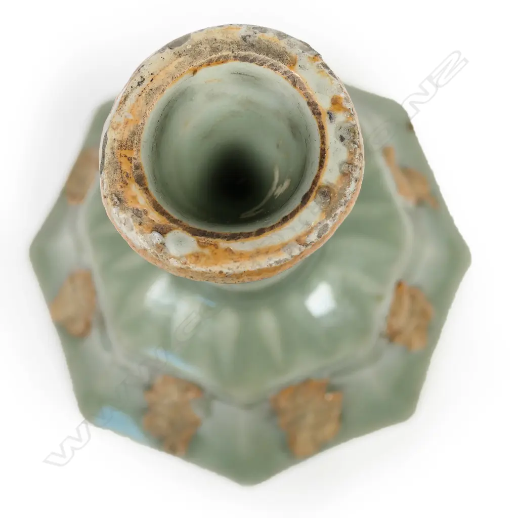 A rare Chinese Longquan celadon guan-type octagonal stem cup, Image 1++