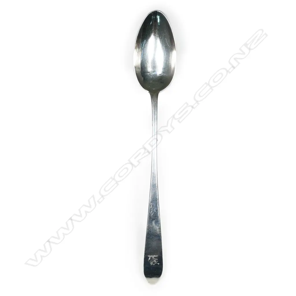 A George III Irish silver pie spoon, Image 1++