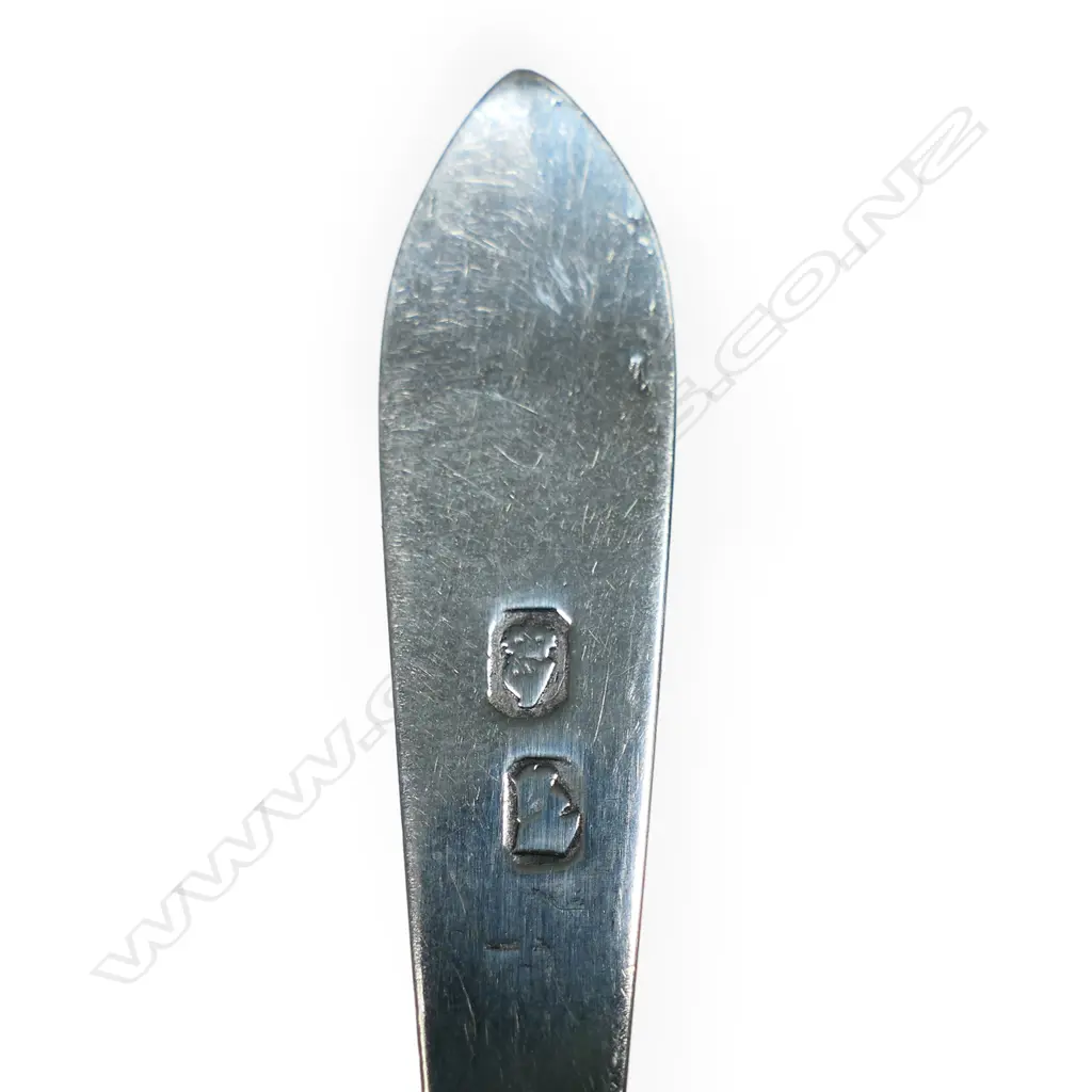 Six George III Irish silver teaspoons, Image 1++