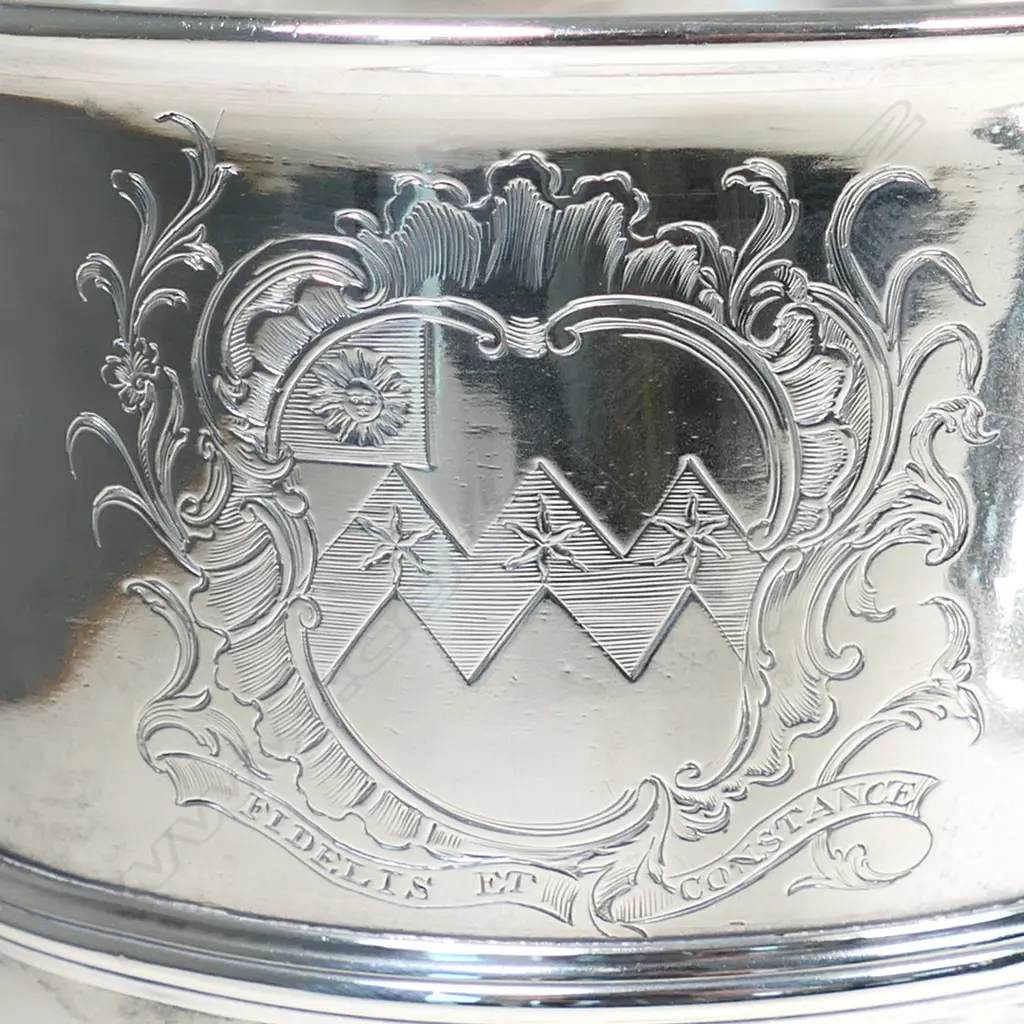 A George II Irish silver lidded Loving Cup, Image 1++