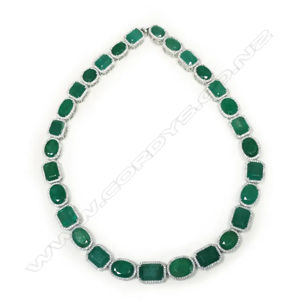 An impressive 14ct white gold emerald and diamond necklace, Image 1++