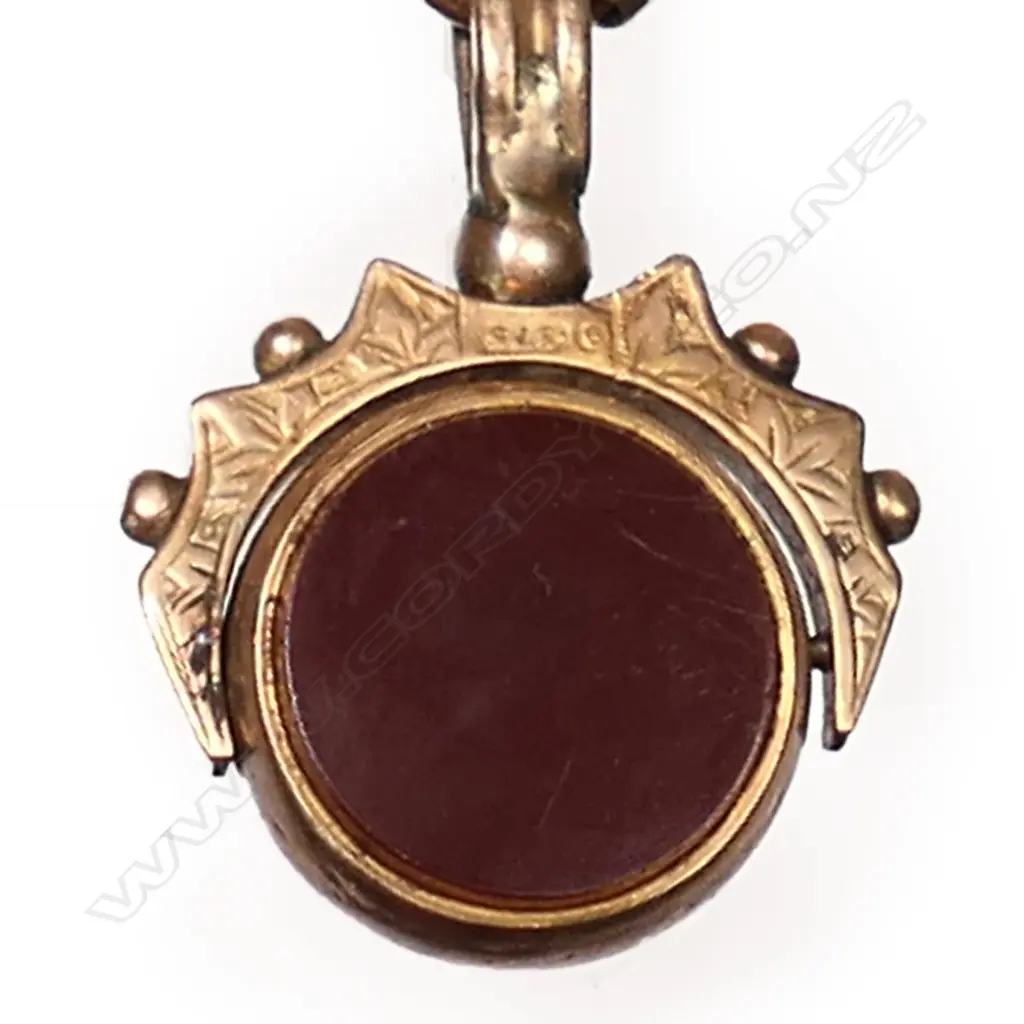 A late 19thC fancy link 9ct Albert chain, Image 1++