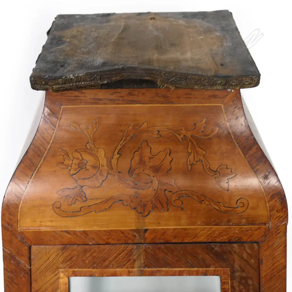 A small French vitrine, Image 1++