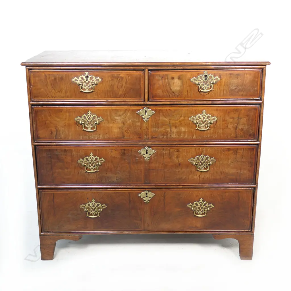 A George l and later figured walnut flat front chest, Image 1++