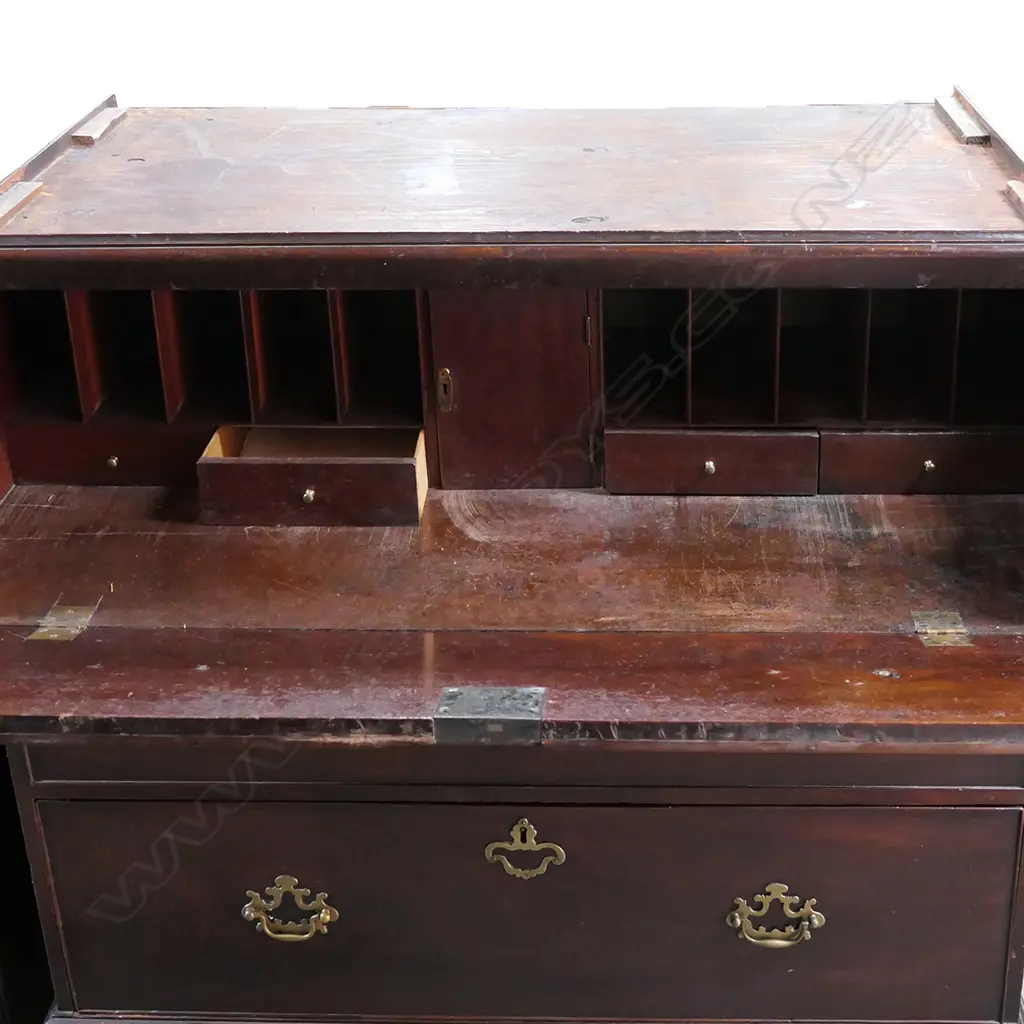 A 18thC George III mahogany chest on chest, Image 1++