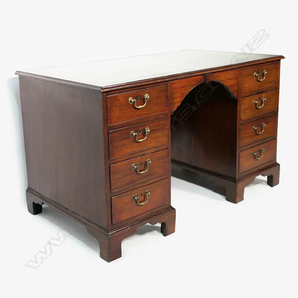 George III mahogany kneehole desk, Image 1++