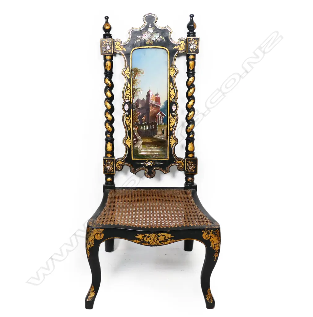 A Victorian ebonised hall chair, Image 1++