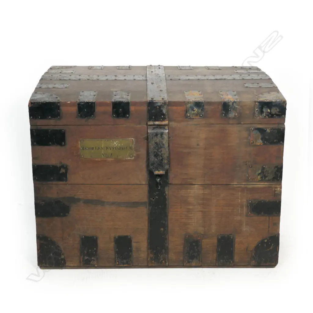 Lieutenant-colonel Robert Henry  Wynyard CB (1802 – 1864) historical travelling chest, Image 1++