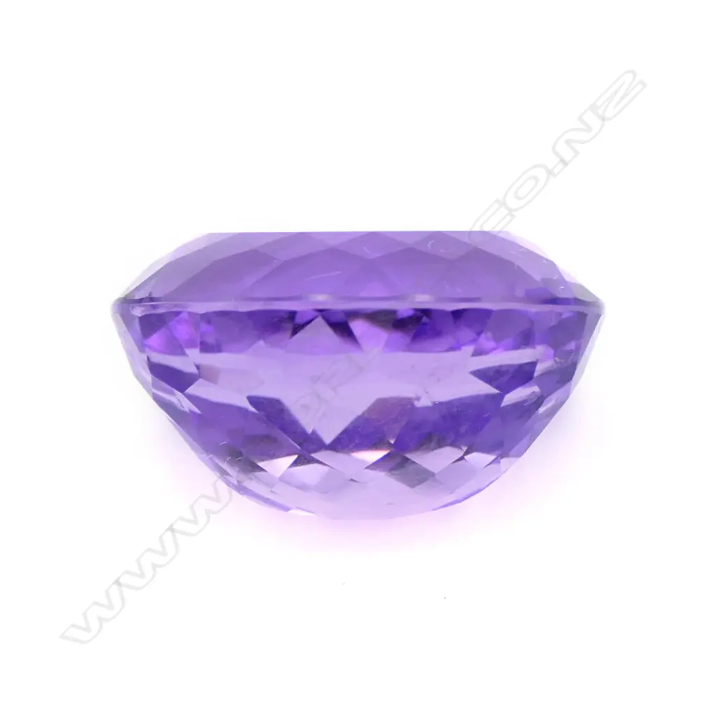 Amethyst – 21.70ct. oval mixed cut Image 1++