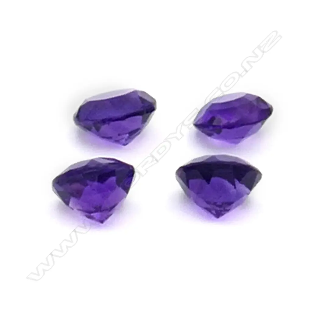 Amethyst – 10.5ct. - 4 stones round Image 1++