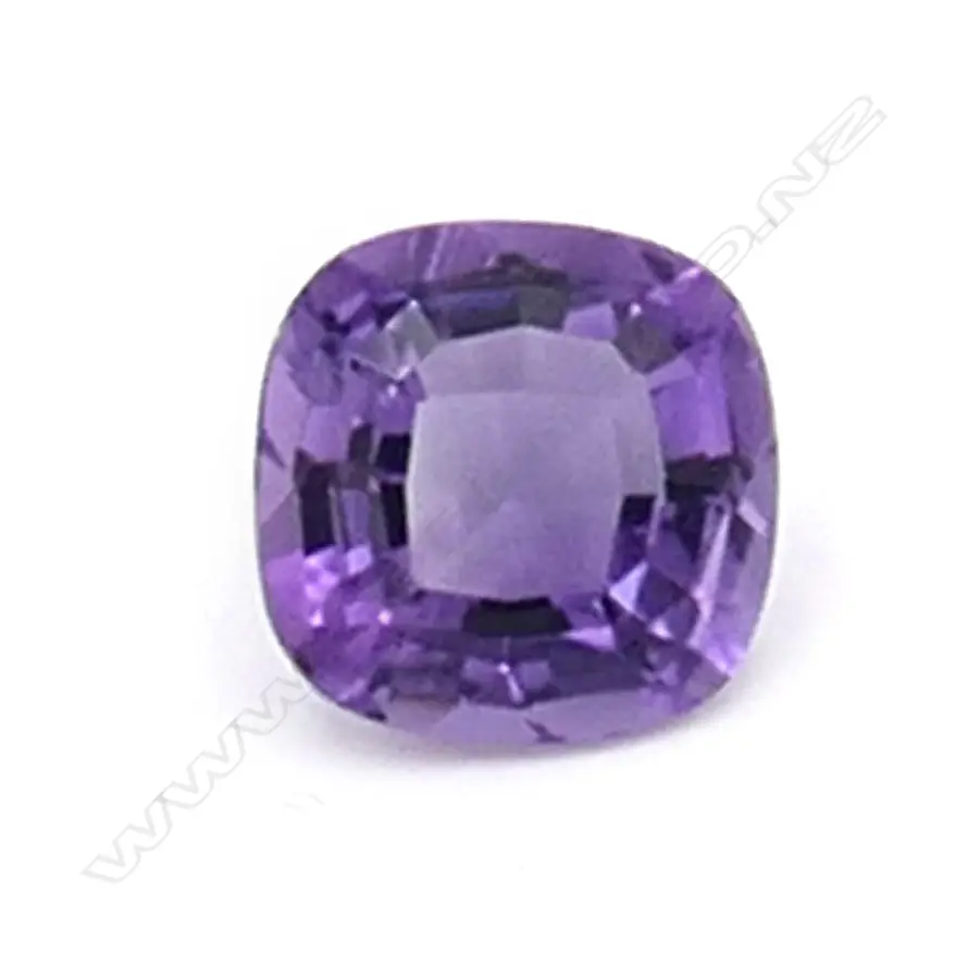 Amethyst – 4.8ct. square with round corners Image 1++