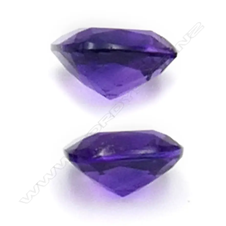 Amethyst – 6.8ct. - 2 stones near pair Image 1++