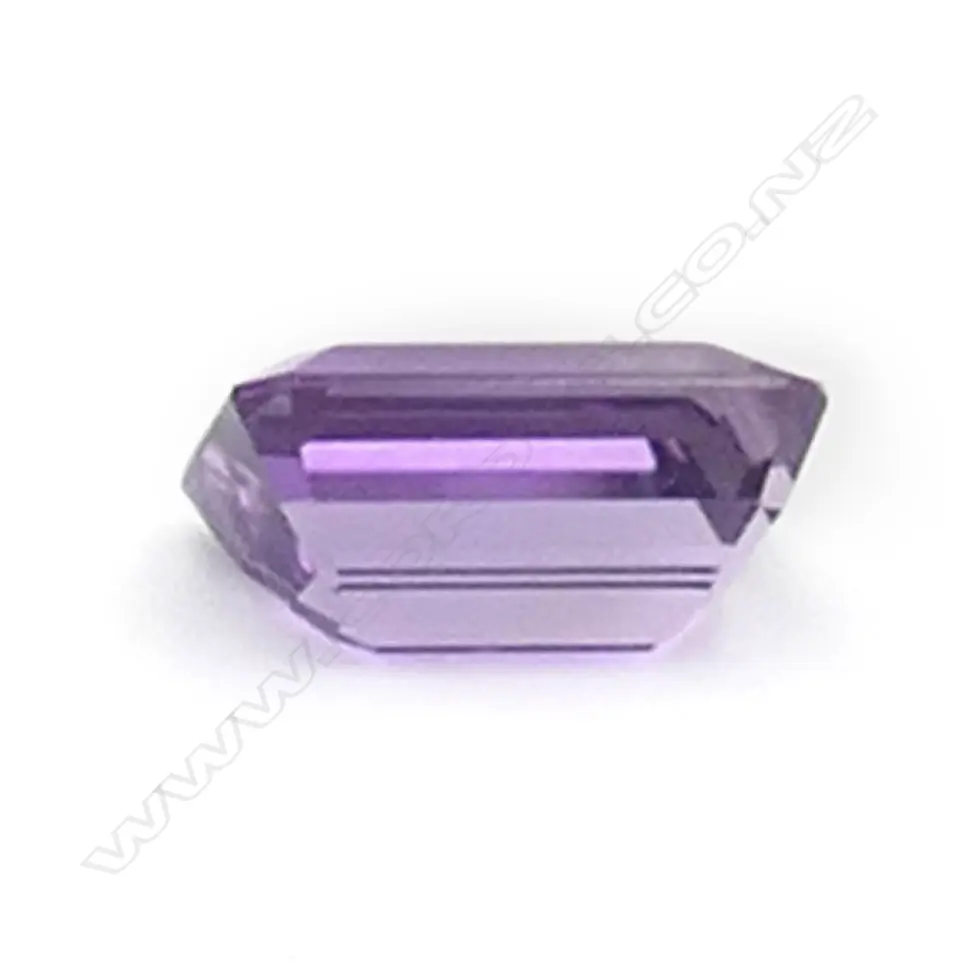 Amethyst – 6.99ct. rectangular with corners cut Image 1++
