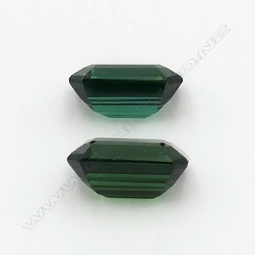 Tourmaline – 4.36ct. - 2 stones rectangular with corners cut Image 1++