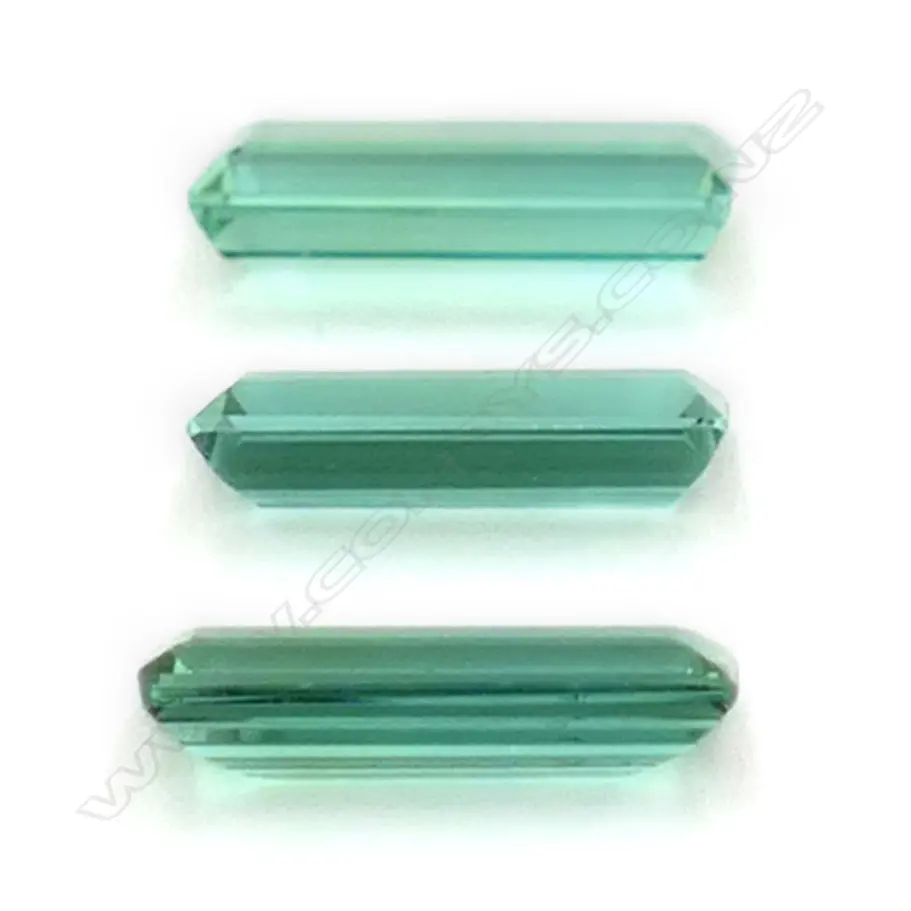 Tourmaline – 3.4ct. - 3 stones rectangular Image 1++